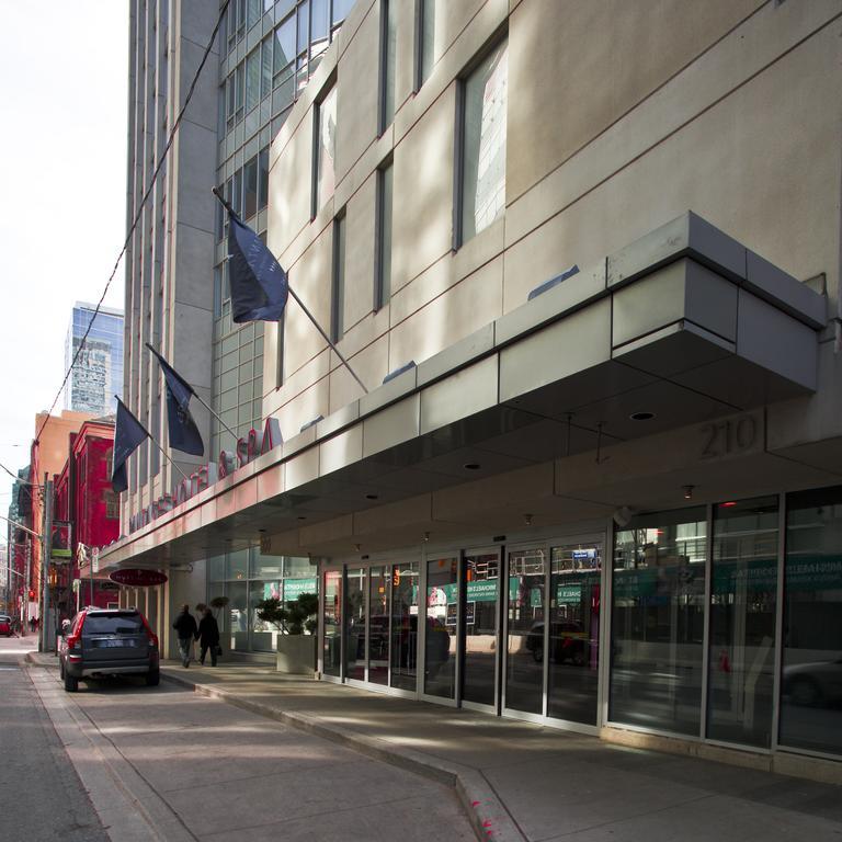 Pantages Hotel Toronto Centre Exterior photo